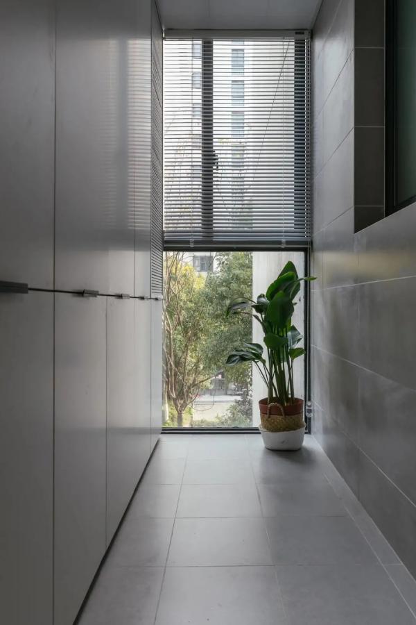 90㎡北歐兩居室，全屋隱藏式收納，打造溫馨舒適的居家環境