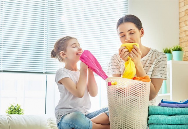 童裝上的幾種東西,存在安全隱患,給孩子買衣服要“一聞三看” 童裝上的幾種東西,存在安全隱患,給孩子買衣服要“一聞三看”