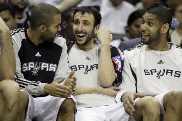 23+10+8，在場淨勝16分！聖城馬刺的未來，還真要靠反向榜眼？