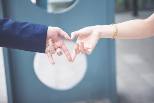 “10個男同事,5個不結婚”:愛無能,已經成為這個時代的流行病 “10個男同事,5個不結婚”:愛無能,已經成為這個時代的流行病