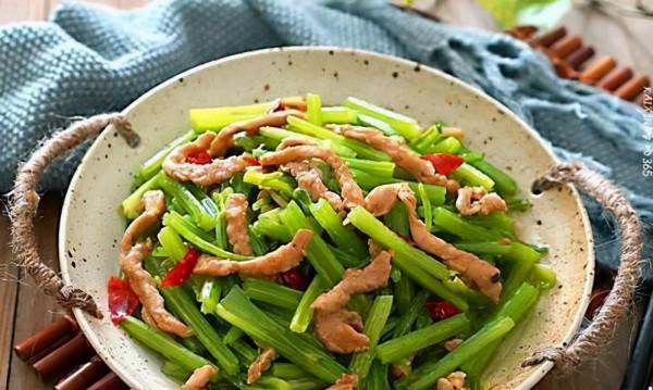 中秋家宴，4菜1湯已備好，有葷有素，做法簡單，用來待客倍有面