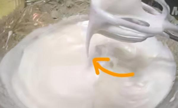 5個雞蛋1杯酸奶就能做!簡單一烤好吃到爆,寶寶的主食零食都有了 5個雞蛋1杯酸奶就能做!簡單一烤好吃到爆,寶寶的主食零食都有了