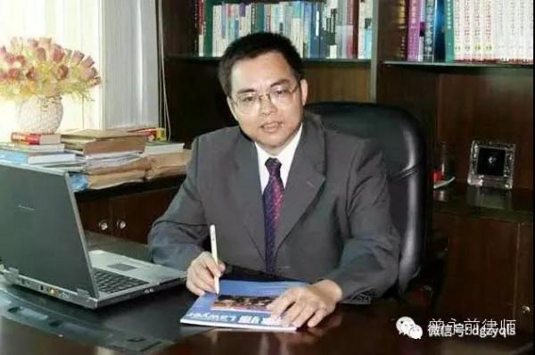 曾永前:偽古玩鑑寶專家無口德,將導致古玩界進一步混亂 曾永前:偽古玩鑑寶專家無口德,將導致古玩界進一步混亂