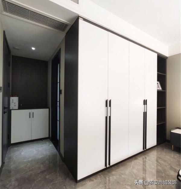 「現代簡約」用高階灰來打造現代化品質生活