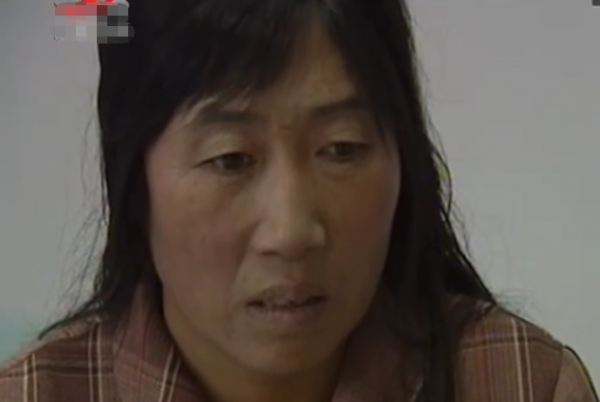 大樹晴天下雨,男子自稱被外星人揹著飛行,《經典傳奇》離奇事件 大樹晴天下雨,男子自稱被外星人揹著飛行,《經典傳奇》離奇事件