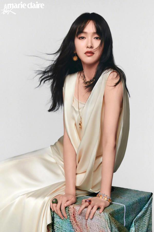 唐嫣美人魚大片,和《嘉人》的再次合作,又是一場美妙的相逢 唐嫣美人魚大片,和《嘉人》的再次合作,又是一場美妙的相逢