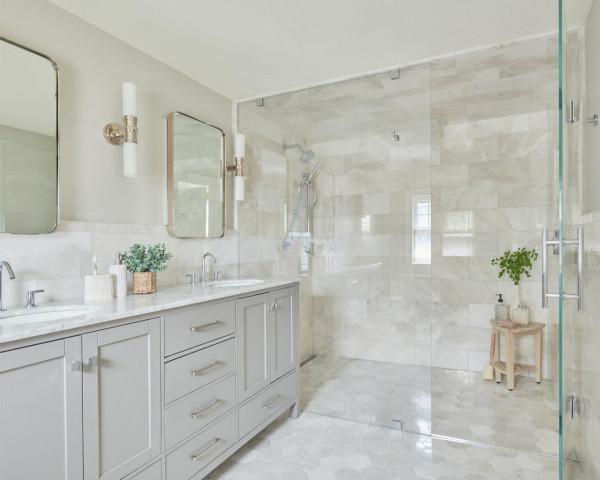 2021雖然它不流行，但是也不過時的步入式淋浴間創意