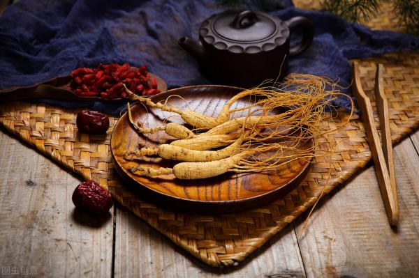 關節老是痛,還痛無定痛?一個方子給你搞定骨子的風、寒、溼 關節老是痛,還痛無定痛?一個方子給你搞定骨子的風、寒、溼