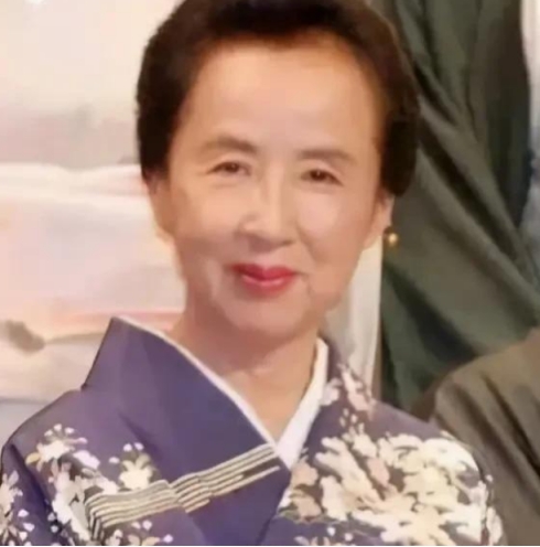 1945年，連長愛上日本女戰俘，30多年後，兩人孩子繼承上億家產