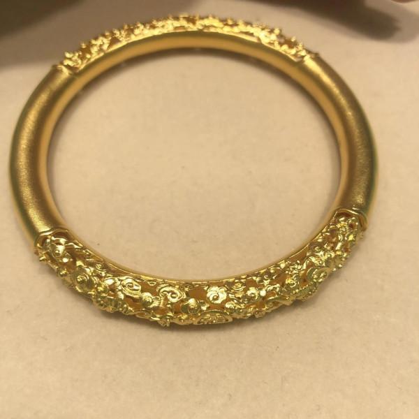 為什麼說玉不過手，金不離目？