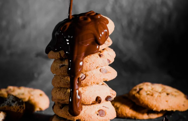 人一生要吃進一噸油!這5種隱藏的高油食物,把你推進肥胖的深淵 人一生要吃進一噸油!這5種隱藏的高油食物,把你推進肥胖的深淵