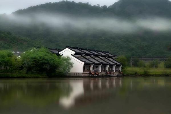 極具東方古韻、蘇東坡曾經三遊的湯泉，值得一去