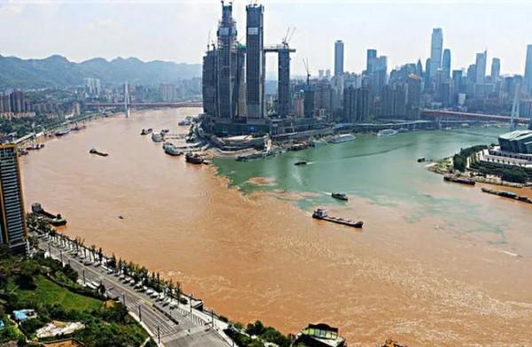 為什麼古人偏偏在重慶這座大山上面，建起了一座城市？