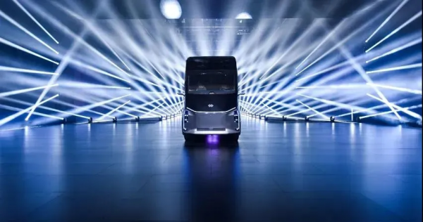 資訊「賈躍亭被執行金額超94.8億/百度打造首款智慧重卡亮相」