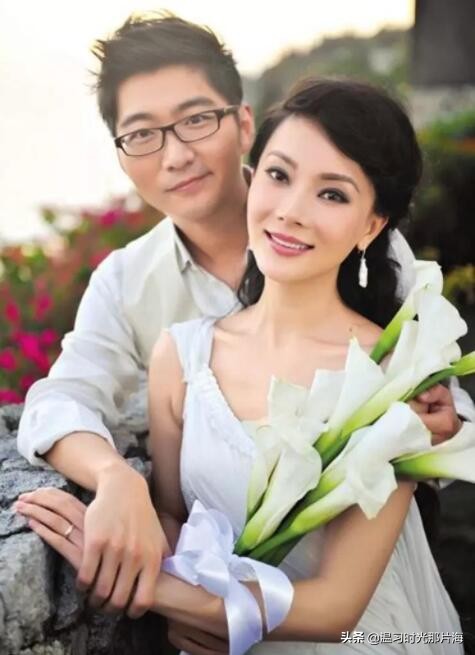 陳數：沒生娃，視繼子如己出，丈夫兩次傳緋聞，今曬照慶結婚13年