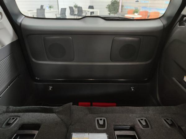 到店實拍豐田賽那，北美銷量神話，在中國難成爆款