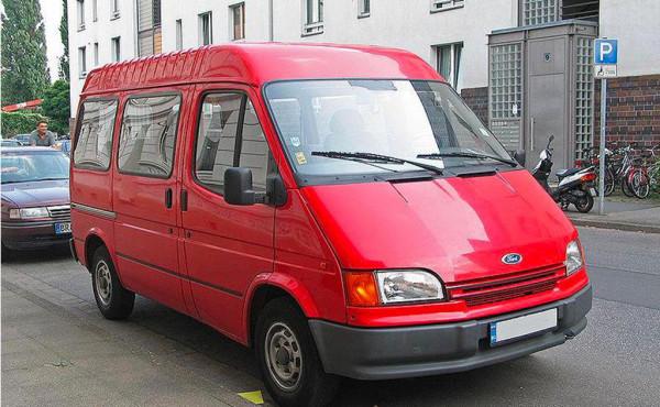 既能下賽道又能運大象 是什麼車如此優秀？