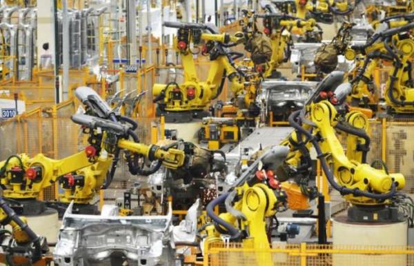 越南將成下個世界工廠？用10年時間奪走耐克代工，中國該怎麼辦？