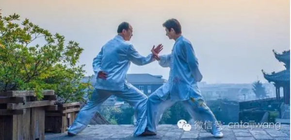 海太協會陳式太極拳總教練北體大黃康輝教授答拳友問