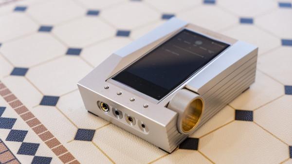 致敬特斯拉皮卡？Astell&amp;Kern 釋出 ACRO CA1000 便攜臺機