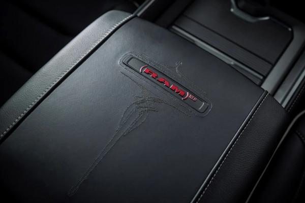 道奇公羊釋出新款TRX燃油車型，SouthFork和Ram Red特別版