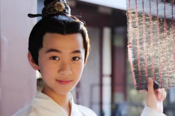 秦王要吃公雞下蛋,大臣心知自己必死,12歲兒子輕鬆化解 秦王要吃公雞下蛋,大臣心知自己必死,12歲兒子輕鬆化解