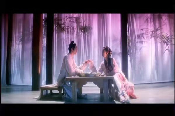 豆瓣8&period;6，顛覆傳統的經典，徐克的《青蛇》戳破了最像真相的謊言