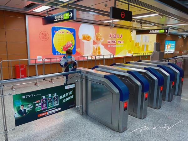 中國首條跨越地級行政區的地鐵，開通已超過十年，人氣依然非常旺