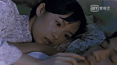 挑戰國際章演技上限！一人三角代際輪迴引深思