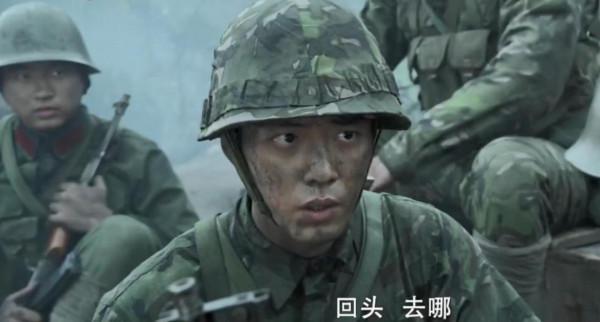 《王牌部隊》高粱扔完最後一顆手榴彈 選擇跳崖 張排長為救戰友犧牲