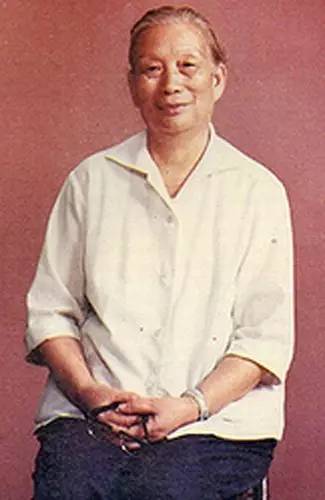 真正的女權主義！她是長征32位女紅軍之一，新中國首位女省委書記