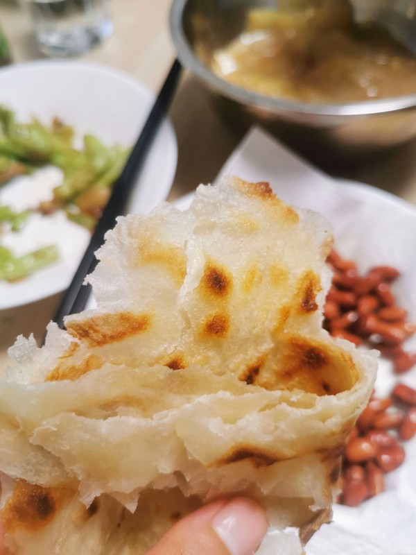 死麵大餅怎麼做才軟而不硬?該用什麼水和麵?教程來了,一看就會 死麵大餅怎麼做才軟而不硬?該用什麼水和麵?教程來了,一看就會