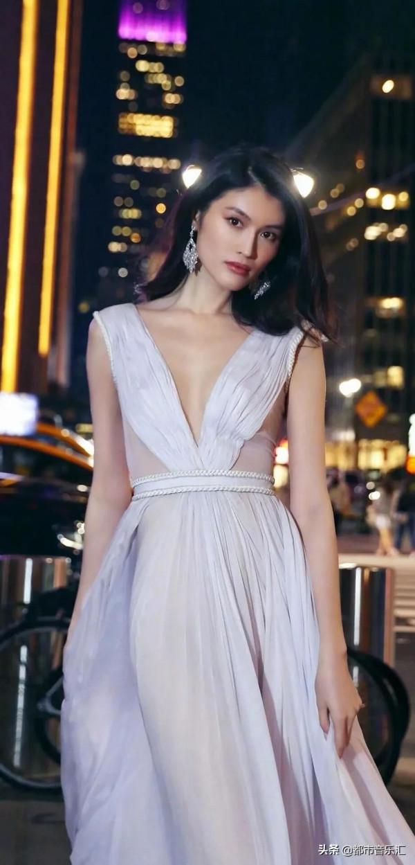 高畫質明星美圖《何穗》