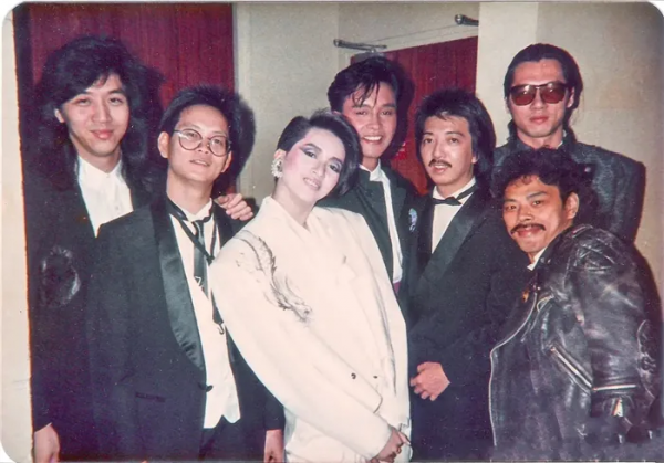 5位偽裝成喜劇演員的音樂鬼才:許冠英已去世,盧冠廷被低估了 5位偽裝成喜劇演員的音樂鬼才:許冠英已去世,盧冠廷被低估了