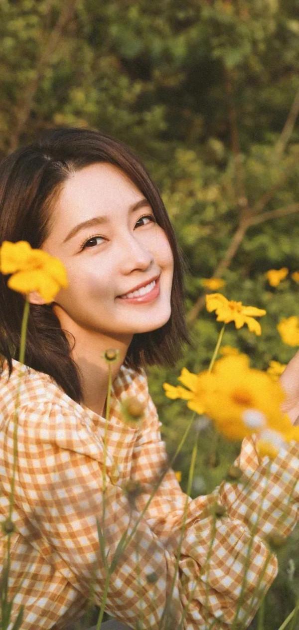 寶藏女孩李沁,漂亮又有氣質(多圖) 寶藏女孩李沁,漂亮又有氣質(多圖)