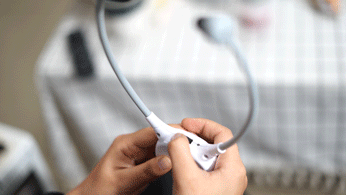 雅天APH100無線老人耳機 輕鬆解決父母聽力不好