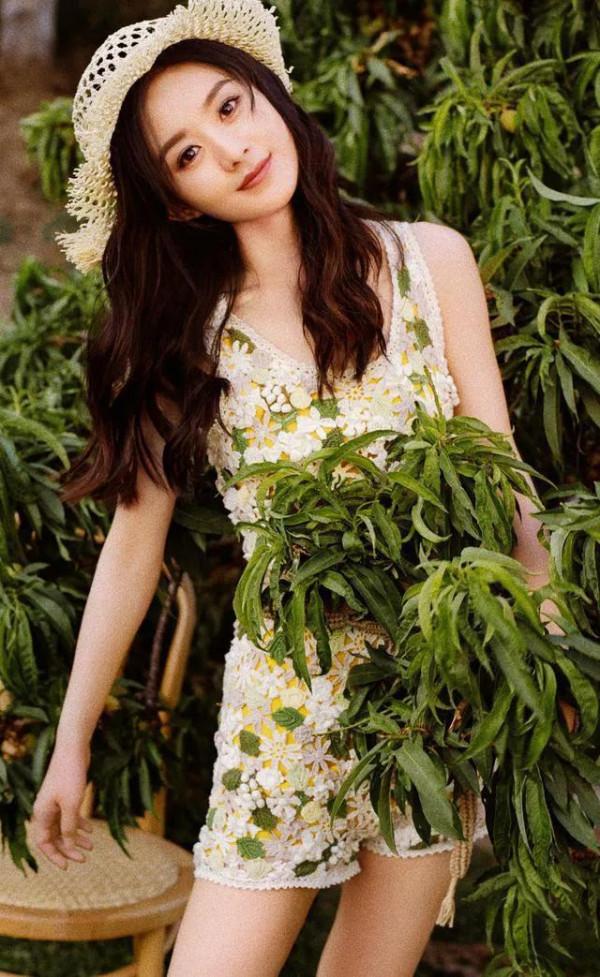 自信的人更閃耀,趙麗穎組圖 自信的人更閃耀,趙麗穎組圖