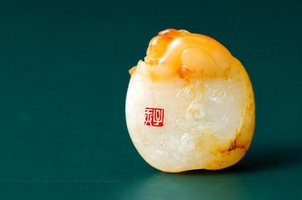 頂級羊脂玉是什麼樣的？價值多少，如何分辨？