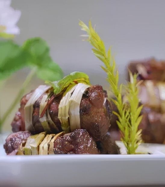 外出住酒店,足不出戶即可享受G+TV大屏定製服務 外出住酒店,足不出戶即可享受G+TV大屏定製服務