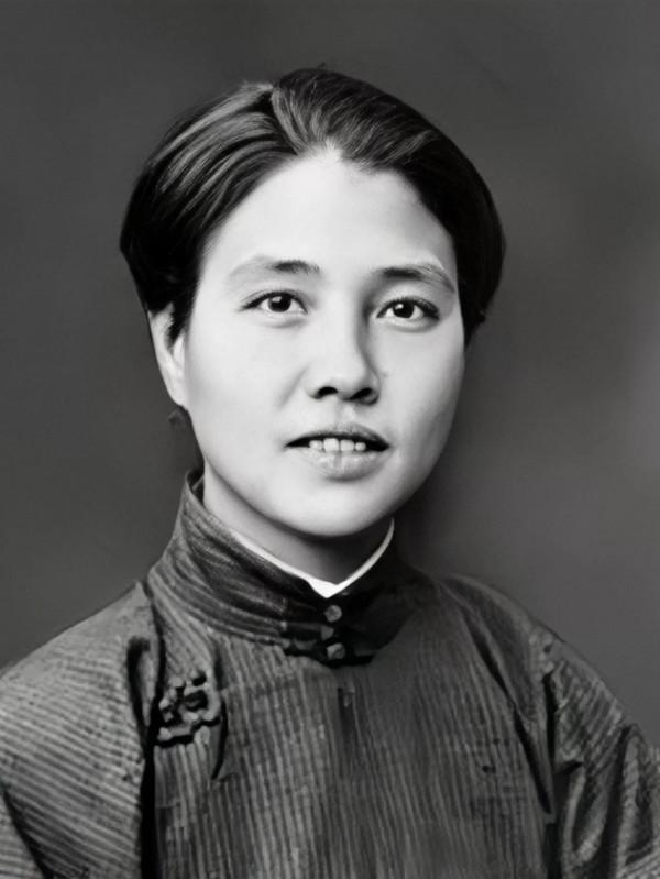 共產黨唯一女創始人,丈夫是毛澤東同學,33歲為革命事業英勇就義 共產黨唯一女創始人,丈夫是毛澤東同學,33歲為革命事業英勇就義