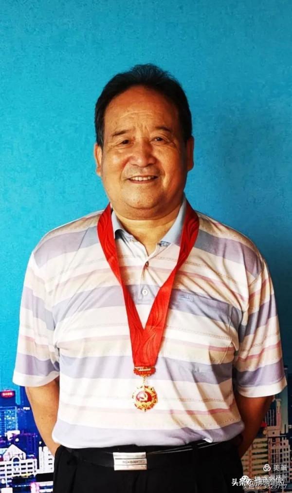 70位光榮在黨50年的老首長、老戰友,你認識幾位? 70位光榮在黨50年的老首長、老戰友,你認識幾位?