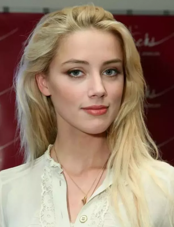 驚爆！埃隆馬斯克與溫哥華女友分手，交往3年兒子1歲，身家百億，一套房都不給