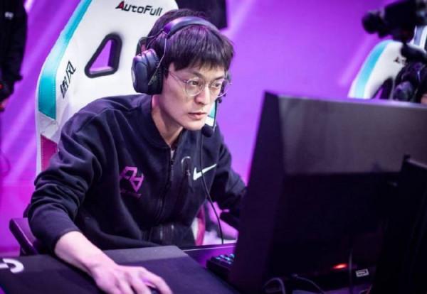 957透露寶藍將轉會RA,這下好了,“魚媽媽”要大戰“藍媽媽”了 957透露寶藍將轉會RA,這下好了,“魚媽媽”要大戰“藍媽媽”了