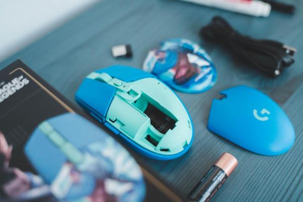 如果拿電競滑鼠用來辦公不知道香不香?羅技G304亞索無線滑鼠體驗 如果拿電競滑鼠用來辦公不知道香不香?羅技G304亞索無線滑鼠體驗