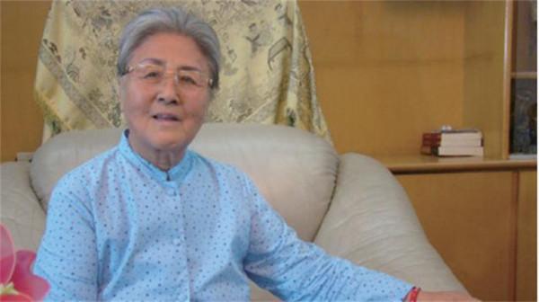 1985年，梁大牙去世，妻子提出唯一請求，中央立即批示：同意