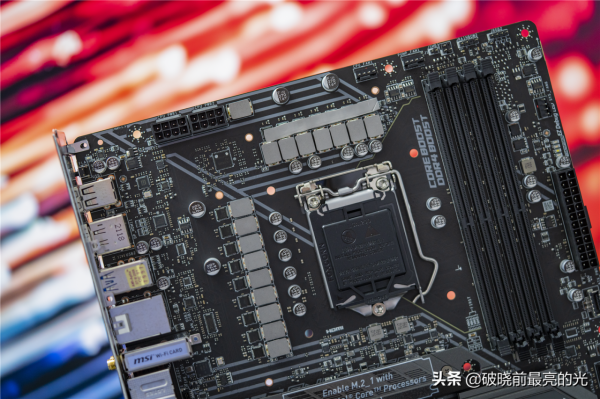 遊戲、作圖全搞定?144Hz重新整理率+iPS屏VX3220 4K顯示器體驗 遊戲、作圖全搞定?144Hz重新整理率+iPS屏VX3220 4K顯示器體驗