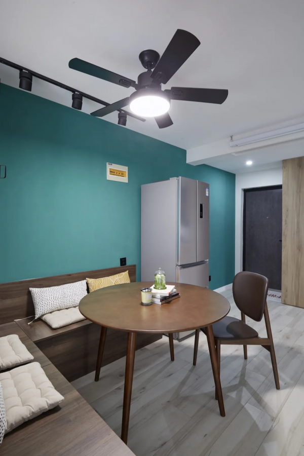 拆掉客廳改兩居，46㎡墨綠小家更高階，愛了