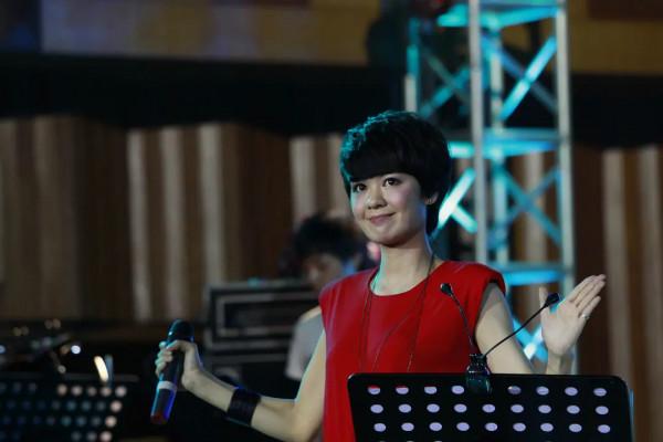 “浪姐”成員現狀:萬茜口碑翻車,寧靜成綜藝咖,黃齡低調出圈 “浪姐”成員現狀:萬茜口碑翻車,寧靜成綜藝咖,黃齡低調出圈