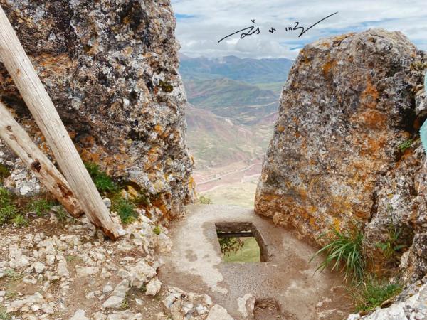 全世界最高的公共廁所,海拔近5000米,腳下是懸崖,遊客:不敢上 全世界最高的公共廁所,海拔近5000米,腳下是懸崖,遊客:不敢上