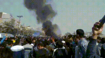 12月7日，日本集體拜鬼；烏克蘭揚言戰勝俄；外國男在巴鐵被燒死